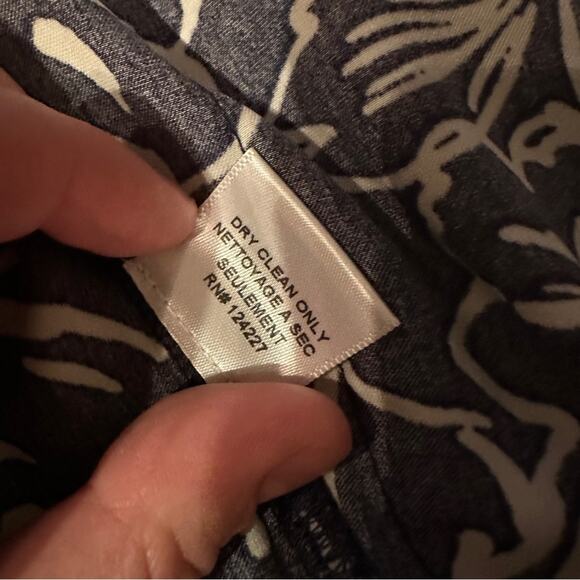 Misa Azores Tasseled Navy Blue & White Floral Long Sleeve Tie Long Kimono XS NEW - Picture 11 of 13